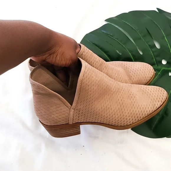 Lucky brand slip on booties - Picture 9 of 9